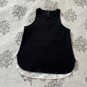 Banana republic black & white top